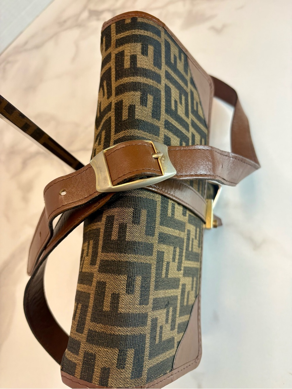 FENDI Zucca Monogram Crossbody ~Vintage - Picture 9 of 16